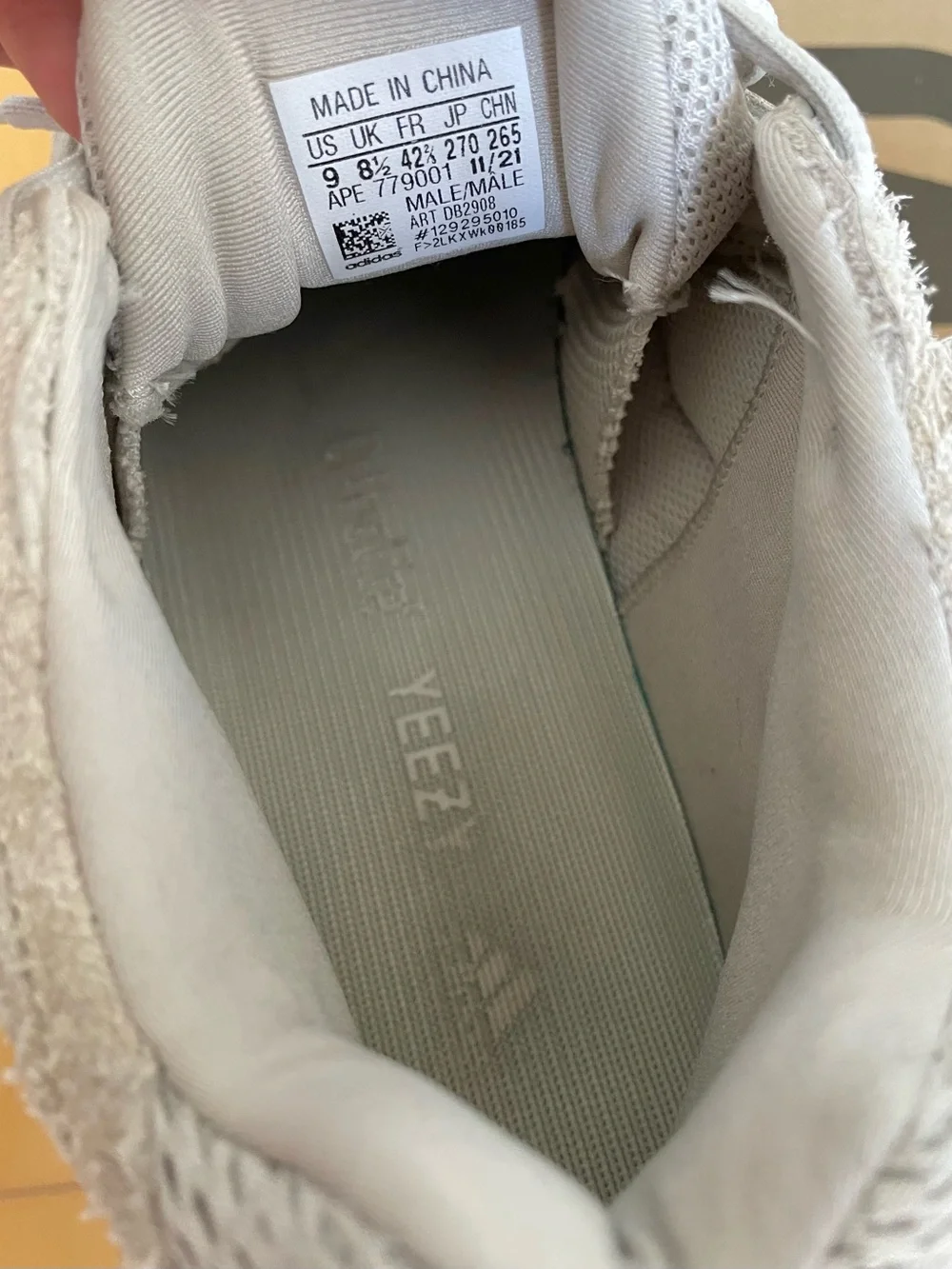 Adidas Yeezy 500 Blush Size 9